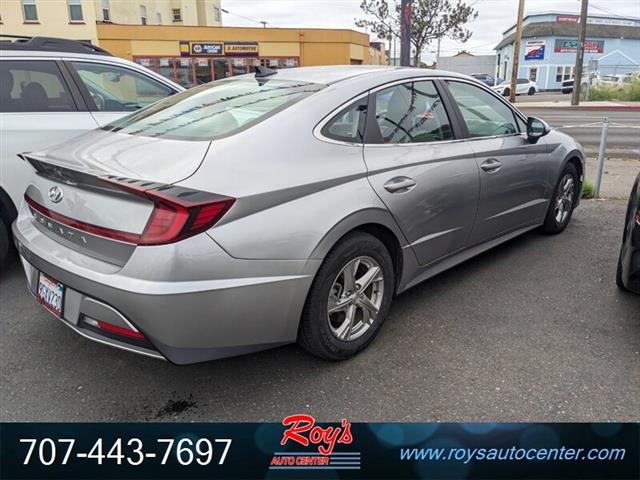 $18995 : 2021 SONATA SE Sedan image 2