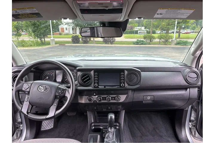 $30800 : Gold Certified2023 Tacoma SR image 4