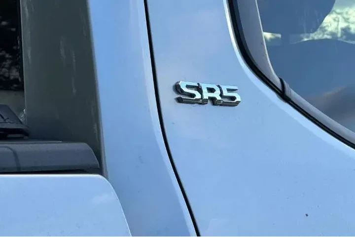 $39981 : Toyota Tacoma 2024 4x4 SR5 4 image 8