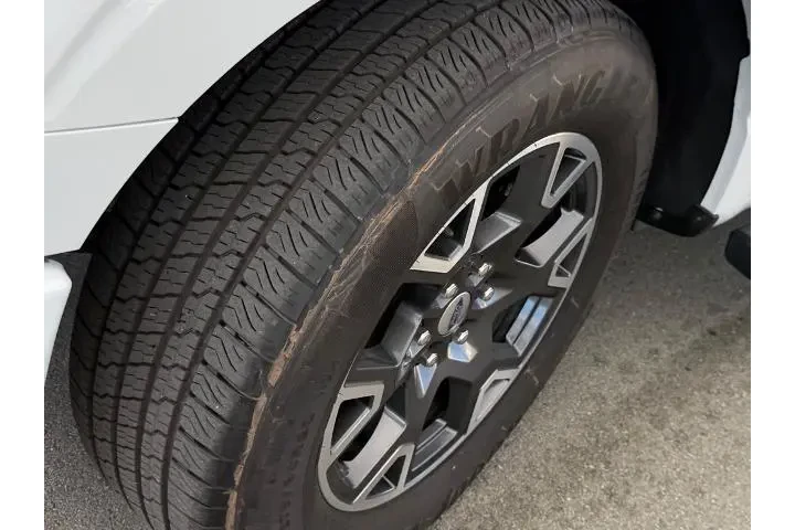 $39988 : Ford F-150 2024 4x2 STX 4dr image 4