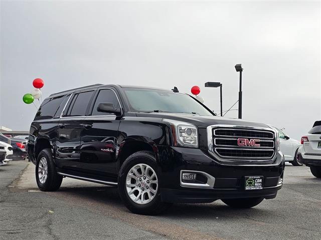 $26495 : 2018 GMC Yukon XL image 3