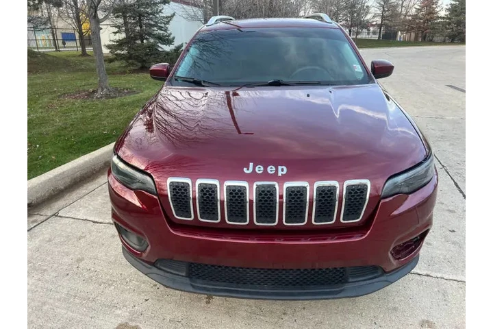 $10997 : 2019 Cherokee Latitude image 3