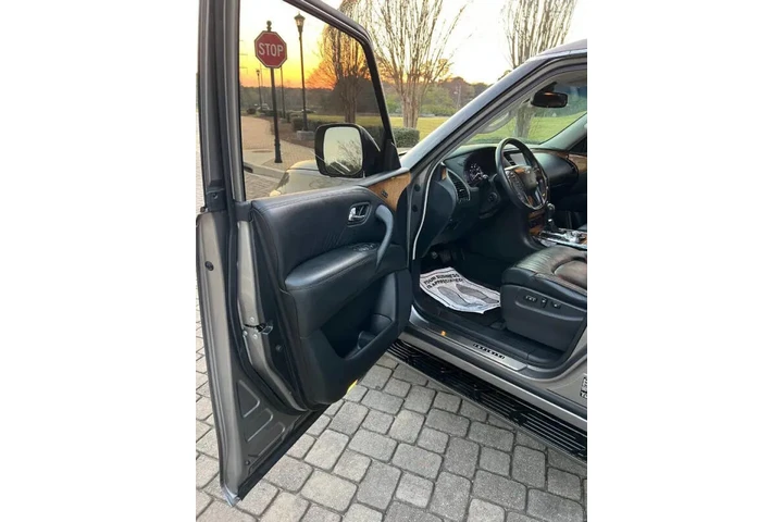 $8999 : 2014 QX80 image 10