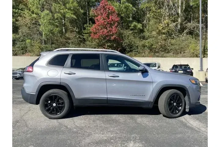 $16999 : Jeep Cherokee 2020 Latitude image 2