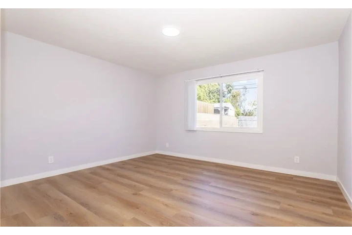 $2500 : 3Bed 2Bath Home in Los Angeles image 8