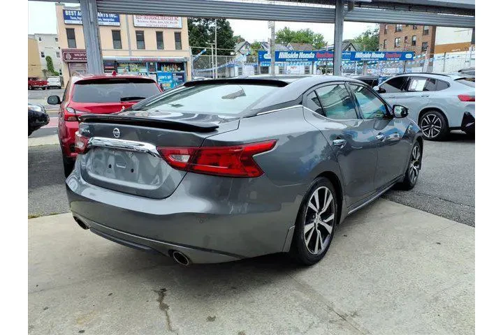 $13799 : Nissan Maxima 2017 3.5 SV 4d image 7