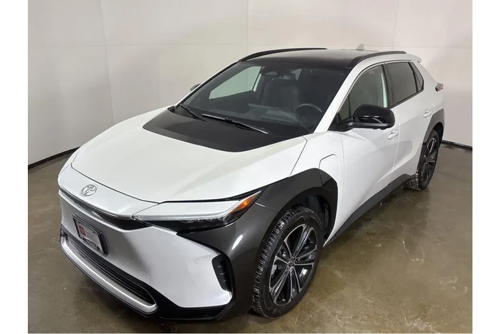 $25000 : Gold Certified2024 bZ4X Limit image 10