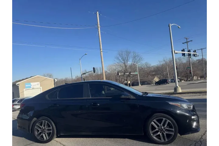 $5999 : 2019 Forte S image 6