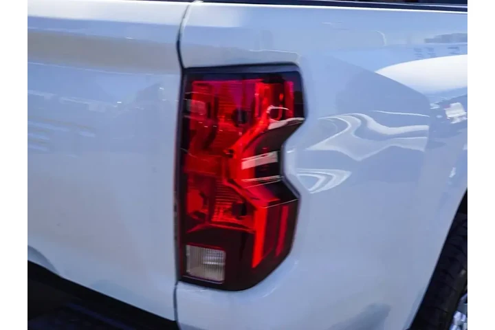 $26494 : Chevrolet Colorado 2024 4x2 image 10