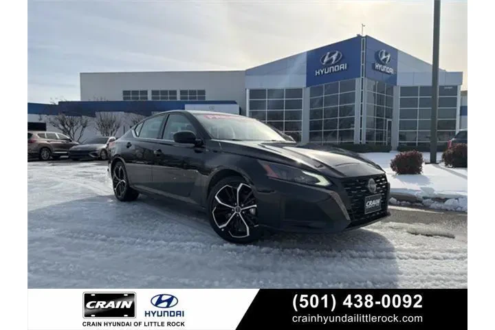 $21522 : Nissan Altima 2024 2.5 SR 4d image 1