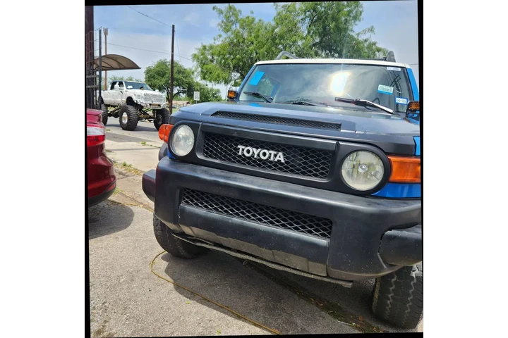 $9990 : 2007 TOYOTA FJ CRUISER2007 TO image 3