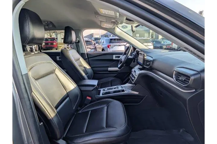$27949 : Ford Explorer 2022 AWD XLT 4 image 10
