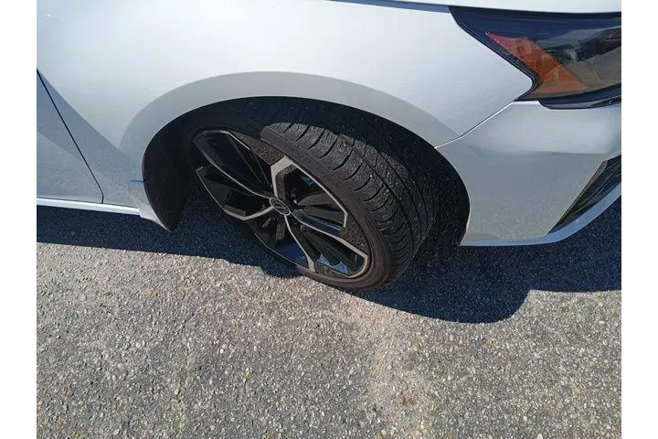 $21160 : Nissan Altima 2023 2.5 SR 4d image 10