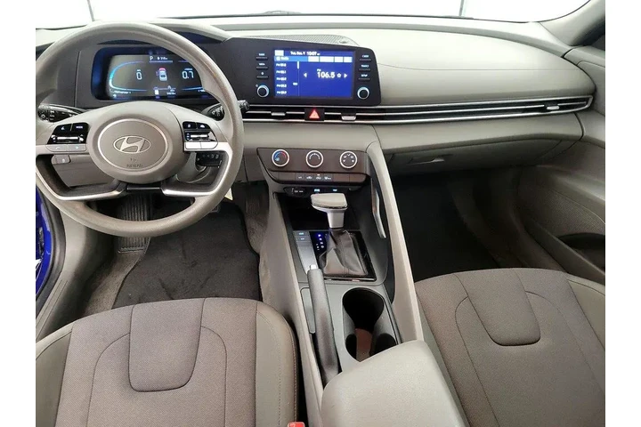 $16998 : Hyundai ELANTRA 2024 SE 4dr image 9