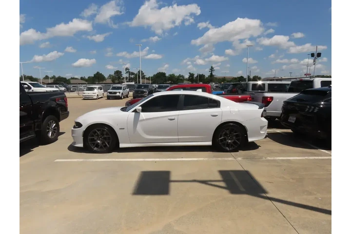 $29999 : Dodge Charger 2019 R/T Scat image 9