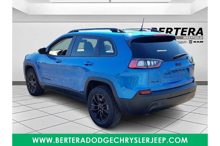 $22000 : Jeep Cherokee 2023 4x4 Altit image 4