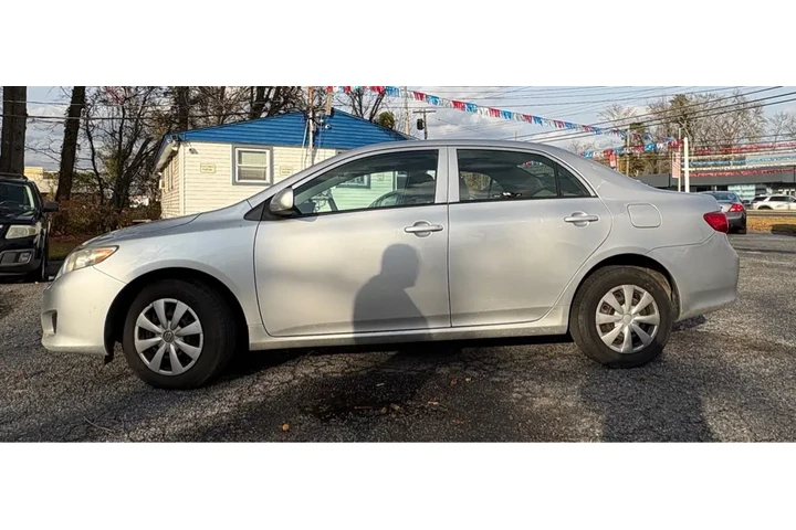 $7999 : 2010 Corolla image 4