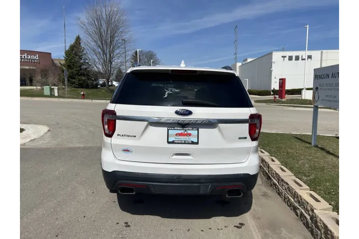 $15990 : 2017 Explorer Platinum image 5