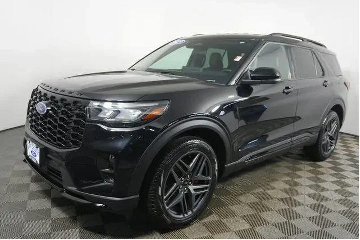 $39900 : Ford Explorer 2025 AWD ST-Li image 7