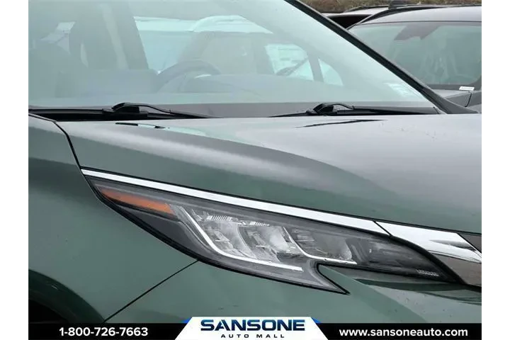 $30959 : Toyota Sienna 2021 AWD LE 8- image 7