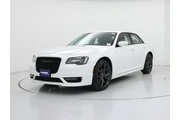 $27998 : Chrysler 300 2022 Touring L thumbnail