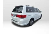 $7000 : Honda Odyssey 2010 Touring 4 thumbnail