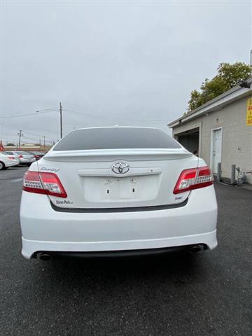 $8495 : 2011 Camry image 9