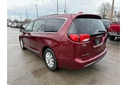 $11450 : 2018 Pacifica Touring L Plus thumbnail