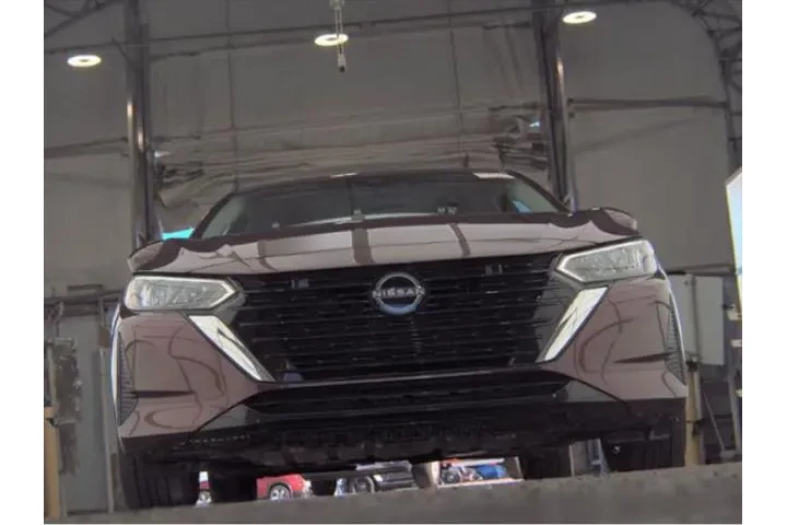 $18493 : Nissan Sentra 2024 SV 4dr Se image 2