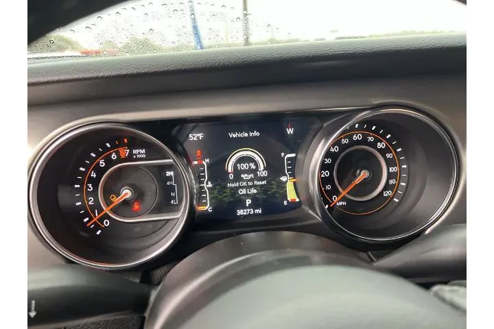 $30990 : Jeep Gladiator 2021 4x4 Spor image 10