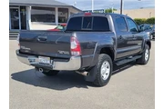 $25977 : Toyota Tacoma 2015 4x2 PreRu thumbnail