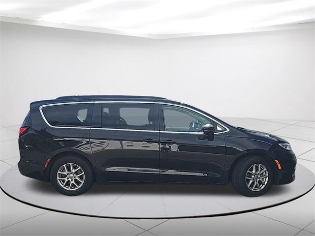 $22990 : Pre-Owned 2022 Pacifica Touri image 2