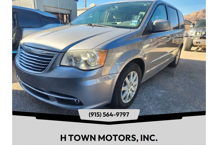 $7995 : 2014 Town and Country image 1