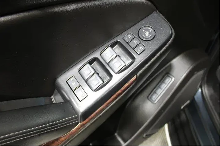 $36898 : GMC Yukon 2020 4x4 SLT 4dr S image 7