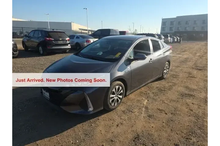 $21500 : Toyota Prius Prime 2021 LE 4 image 3