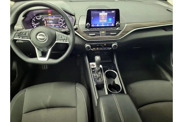 $20998 : Nissan Altima 2024 2.5 SV 4d image 9