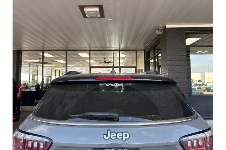 $22207 : Jeep Compass 2022 4x4 High A image 5