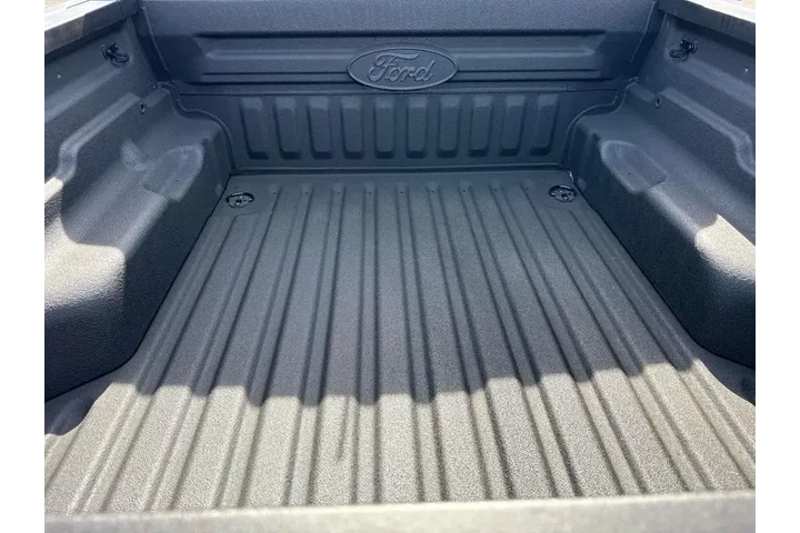 $33015 : Ford Maverick 2025 AWD XLT 4 image 6