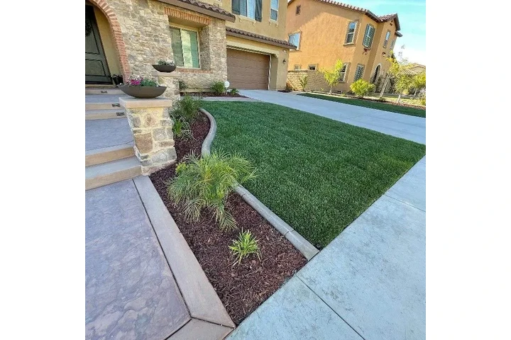 Santos Landscaping image 3