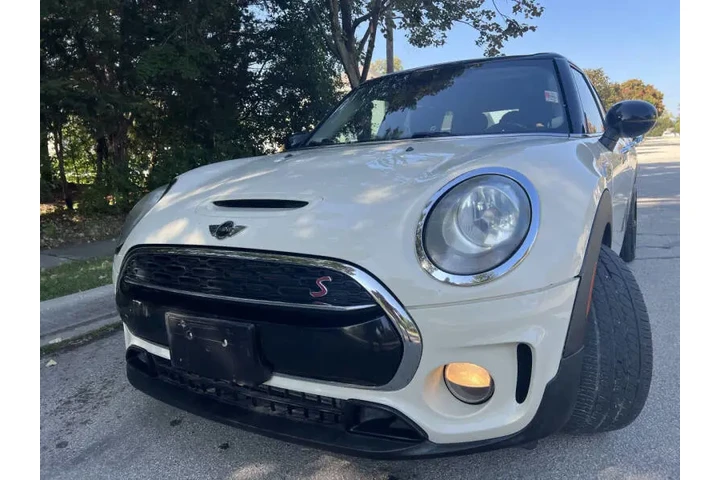 $12995 : 2017 MINI Clubman Cooper S image 4