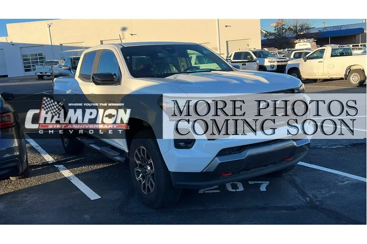 $38984 : Chevrolet Colorado 2023 4x4 image 1