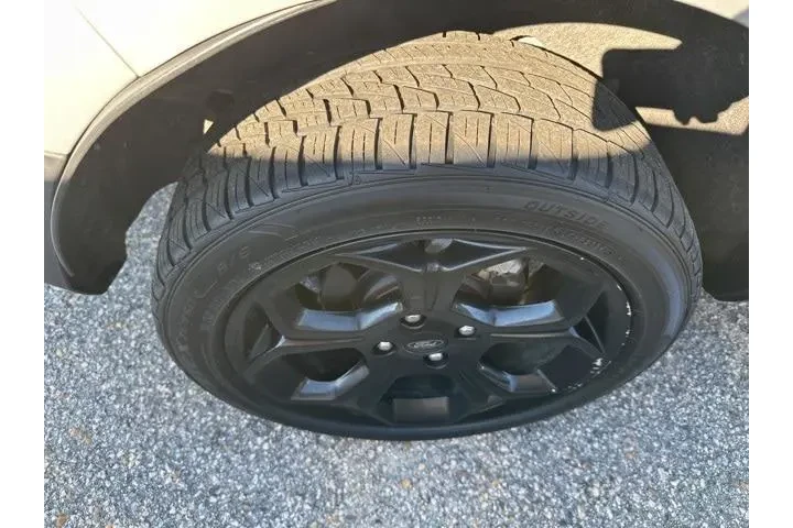 $15737 : Ford EcoSport 2021 AWD SES 4 image 10