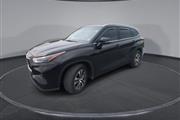 $37700 : PRE-OWNED 2022 TOYOTA HIGHLAN thumbnail