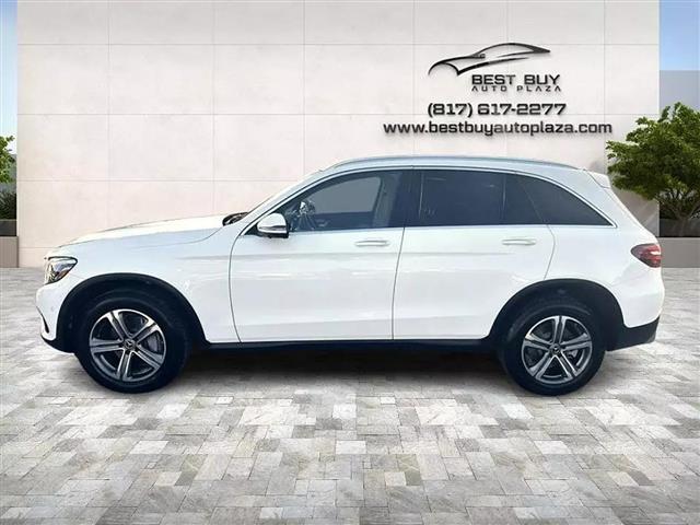 $15995 : 2018 MERCEDES-BENZ GLC GLC 30 image 8