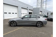 $35943 : BMW 3 Series 2023 AWD 330e x thumbnail