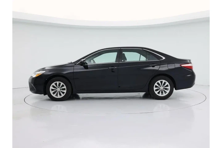 $17998 : Toyota Camry 2017 LE 4dr Sed image 3