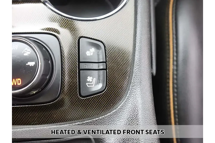 $29993 : GMC Acadia 2023 4x4 AT4 4dr image 8