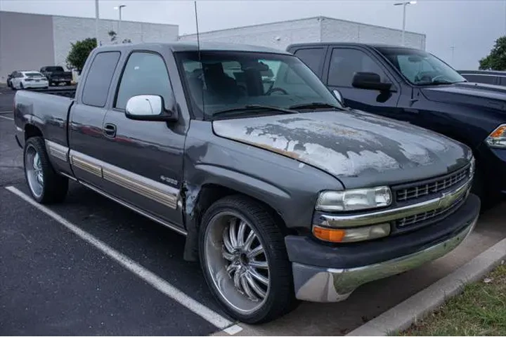 $6000 : Chevrolet Silverado 1500 200 image 3