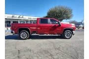 $39998 : Chevrolet Silverado 2500HD 2 thumbnail