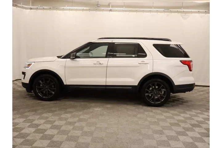 $10994 : Ford Explorer 2018 XLT 4dr S image 2